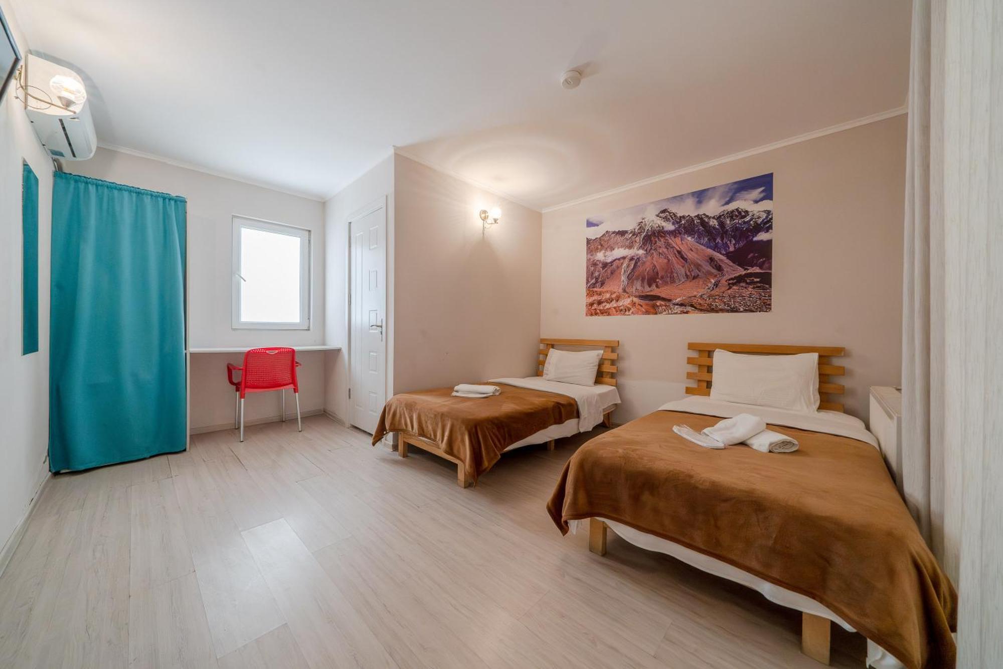 Hotel Tato & Coworking Space Tbilisi Buitenkant foto